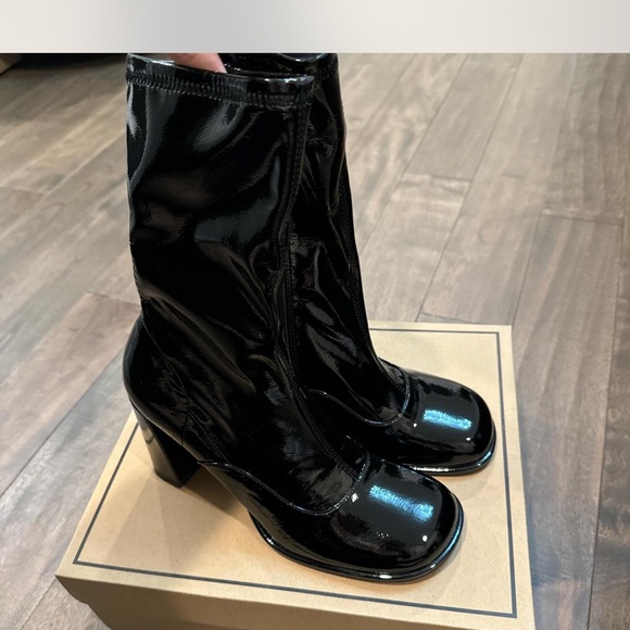 Black Women's Boots ASOS design high heeled sock boots black patent - size US 7 - Picture 2 of 5